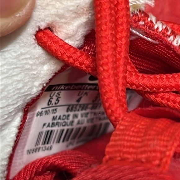 Nike‎ Roshe One Red sweater holiday winter trainers size 6.5 - Picture 4 of 5